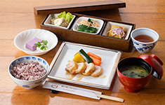 写真:霧島うまいもの膳 ¥1,080