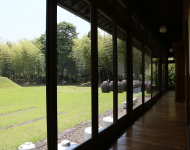 写真：霧島創業記念館「吉助」内館