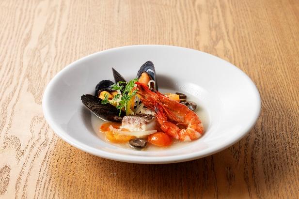 【旬魚と季節野菜の塩麹アクアパッツァ】